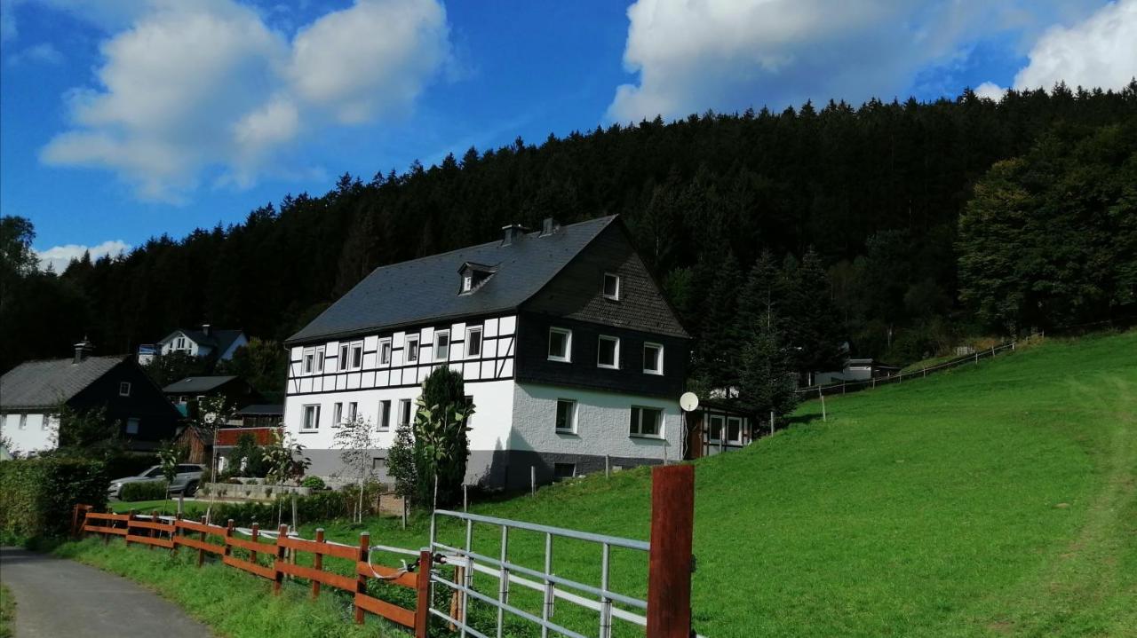 Modernisierte Ferienwohnung Im Schoenen Sauerland Meschede Esterno foto