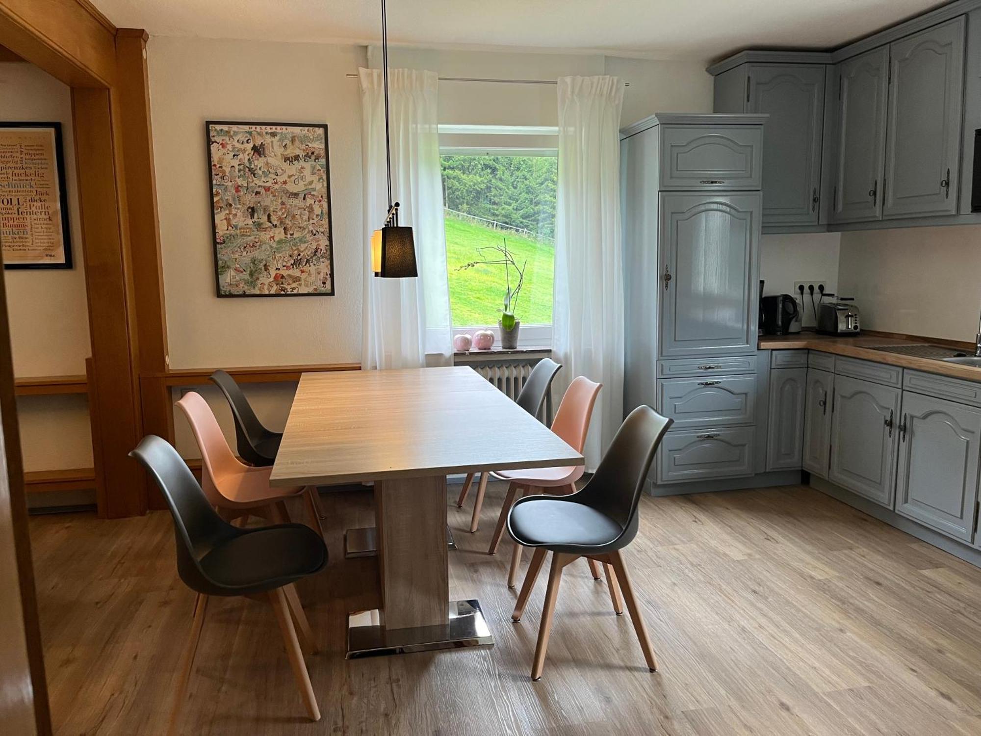 Modernisierte Ferienwohnung Im Schoenen Sauerland Meschede Esterno foto