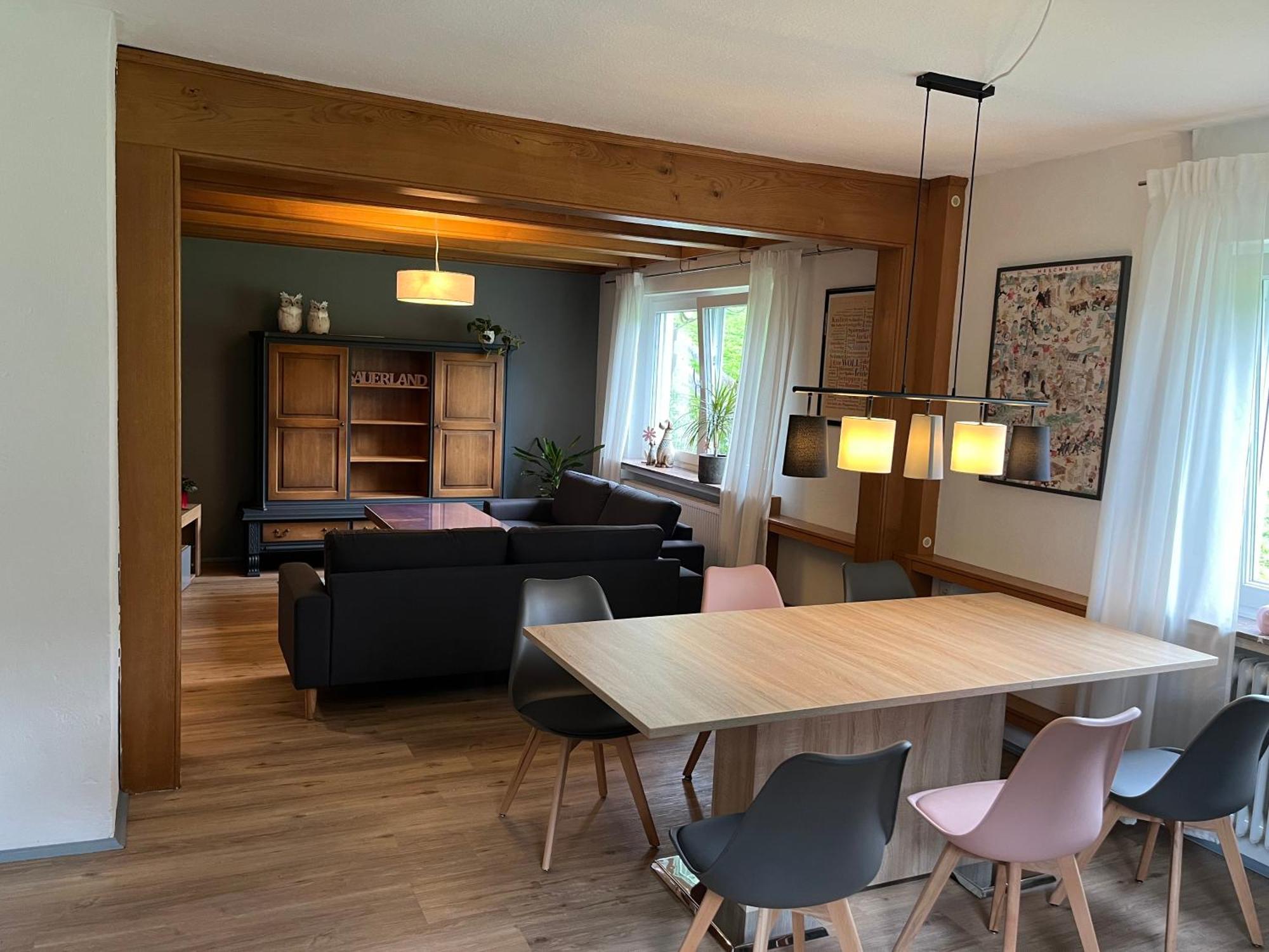 Modernisierte Ferienwohnung Im Schoenen Sauerland Meschede Esterno foto