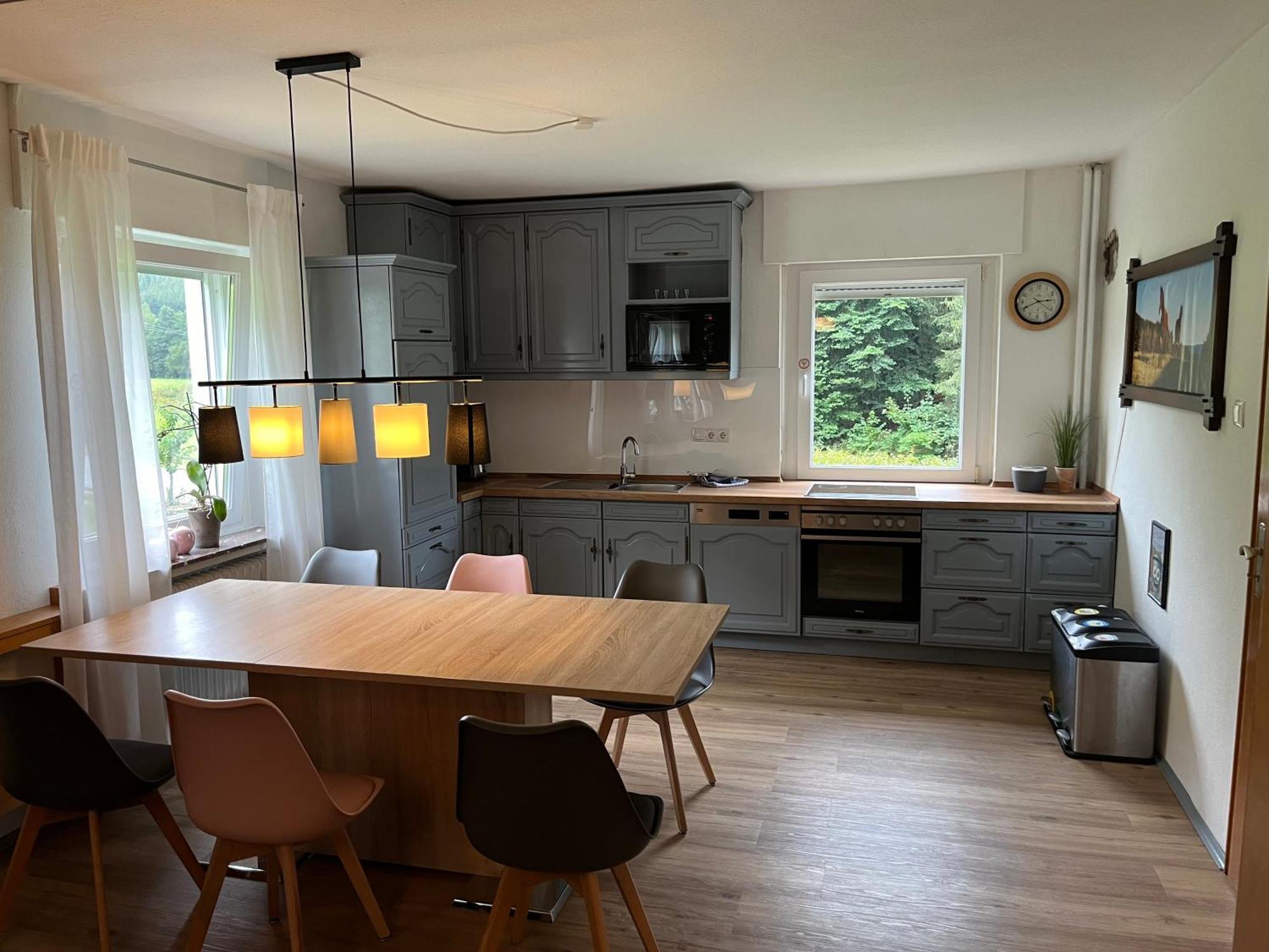 Modernisierte Ferienwohnung Im Schoenen Sauerland Meschede Esterno foto